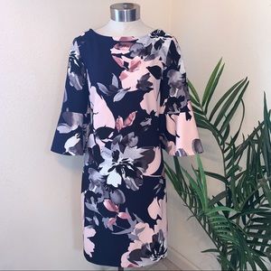 NWOT Vince Camuto floral sheath dress
